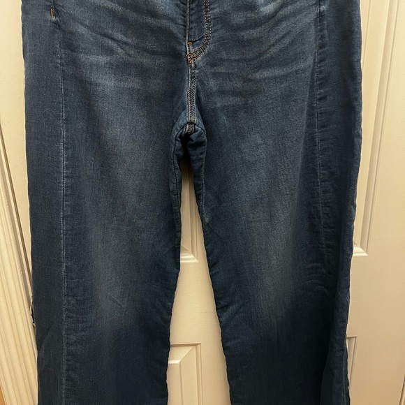 Adi Knit Mid-rise Flare Jeans in Medium Blue Wash by Pilcro - Picture 9 of 11